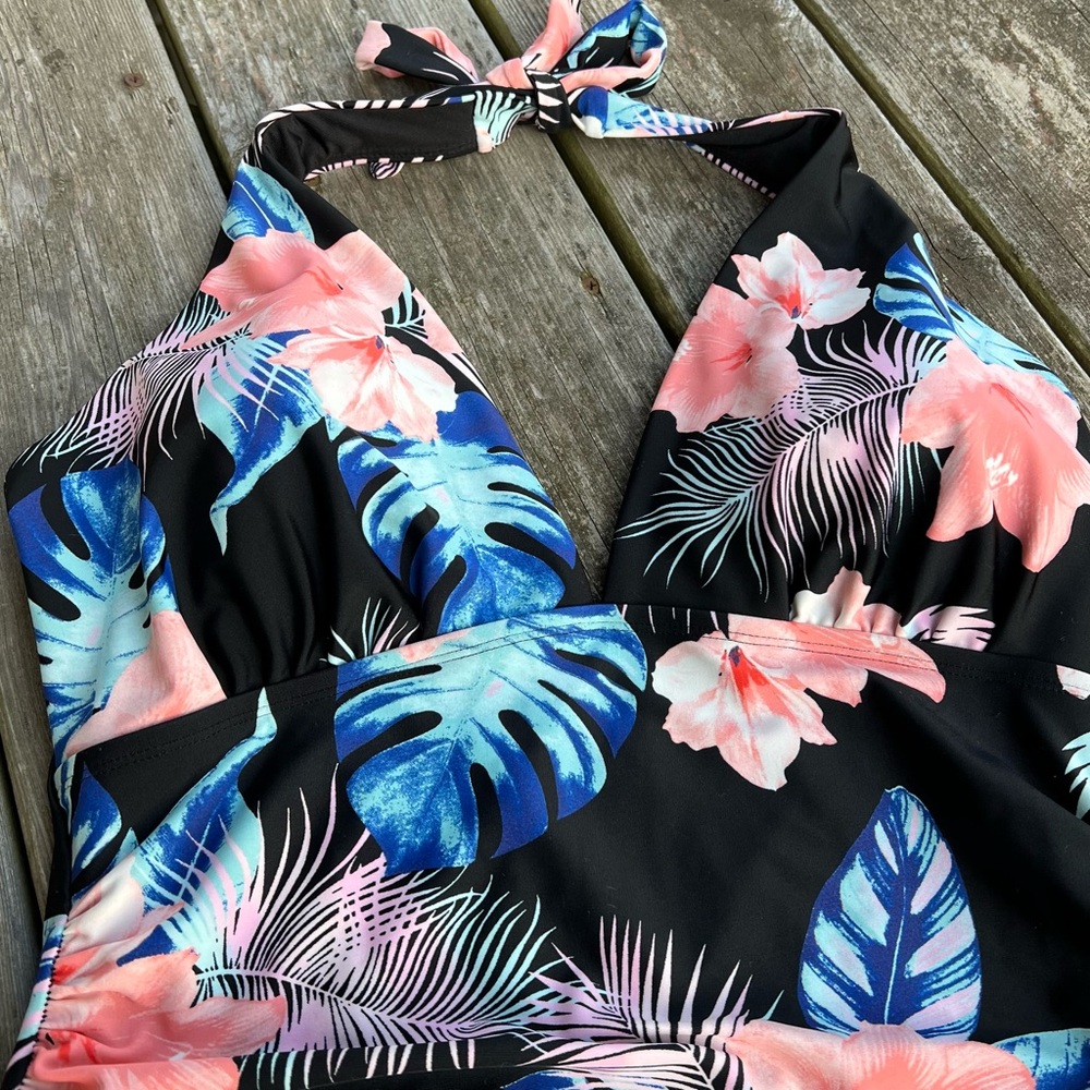 DKNY TROPICAL HALTER TUMMY CONTROL SLIMMING SWIMSUIT - Picture 8 of 13